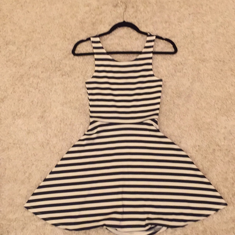 H&M Fit and flare dress